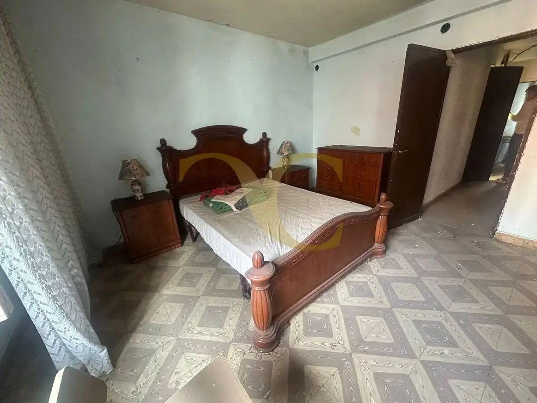 Dormitori de Edifici en venda en Villaviciosa