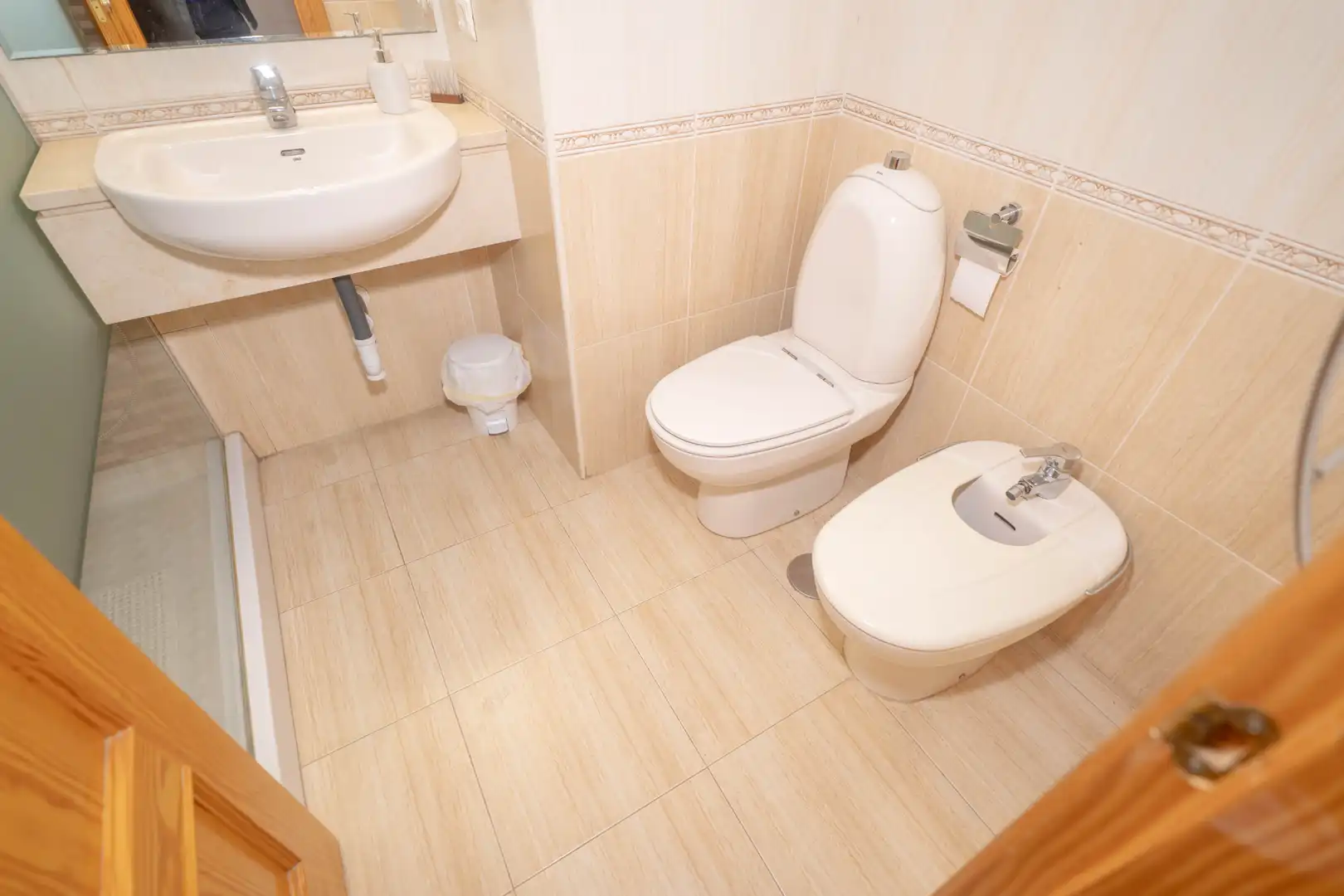 Baño de Piso en venta en El Ejido con Aire acondicionado, Terraza y Trastero