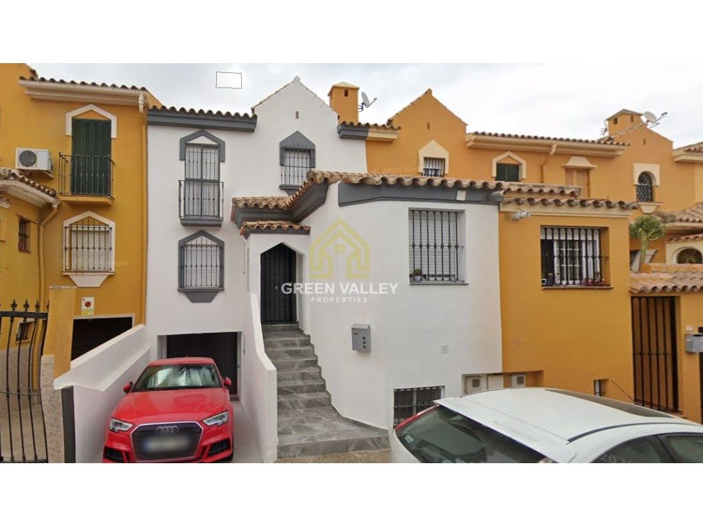 Vista exterior de Casa adosada en venda en Algeciras