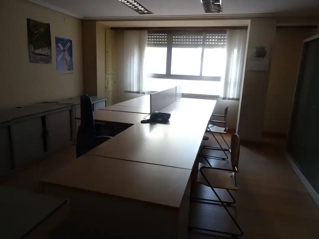 Ufficio in vendita a Calle General Vara de Rey, imagen 14