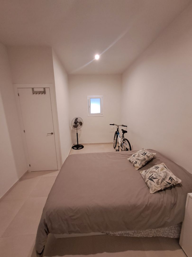 Bedroom of Flat for rent in  Barcelona Capital  with Air Conditioner, Heating and Furnished
