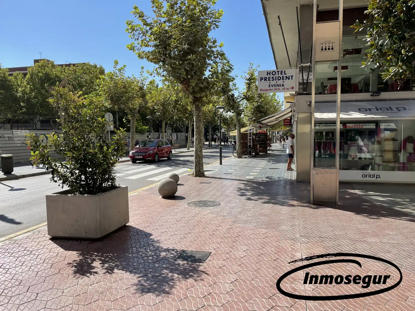 Vista exterior de Local en venta en Salou