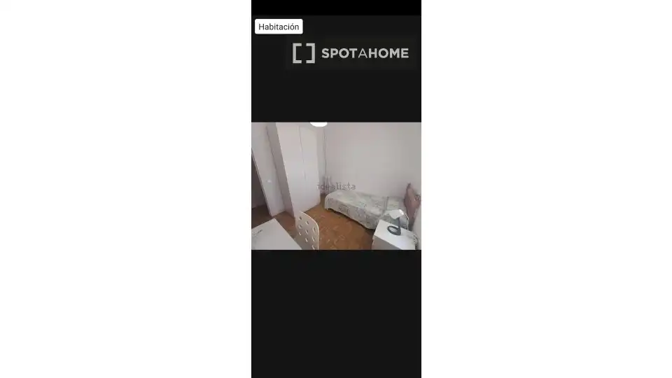 Habitación de Apartamento para compartir en Madrid con Aire acondicionado, Terraza y Amueblado