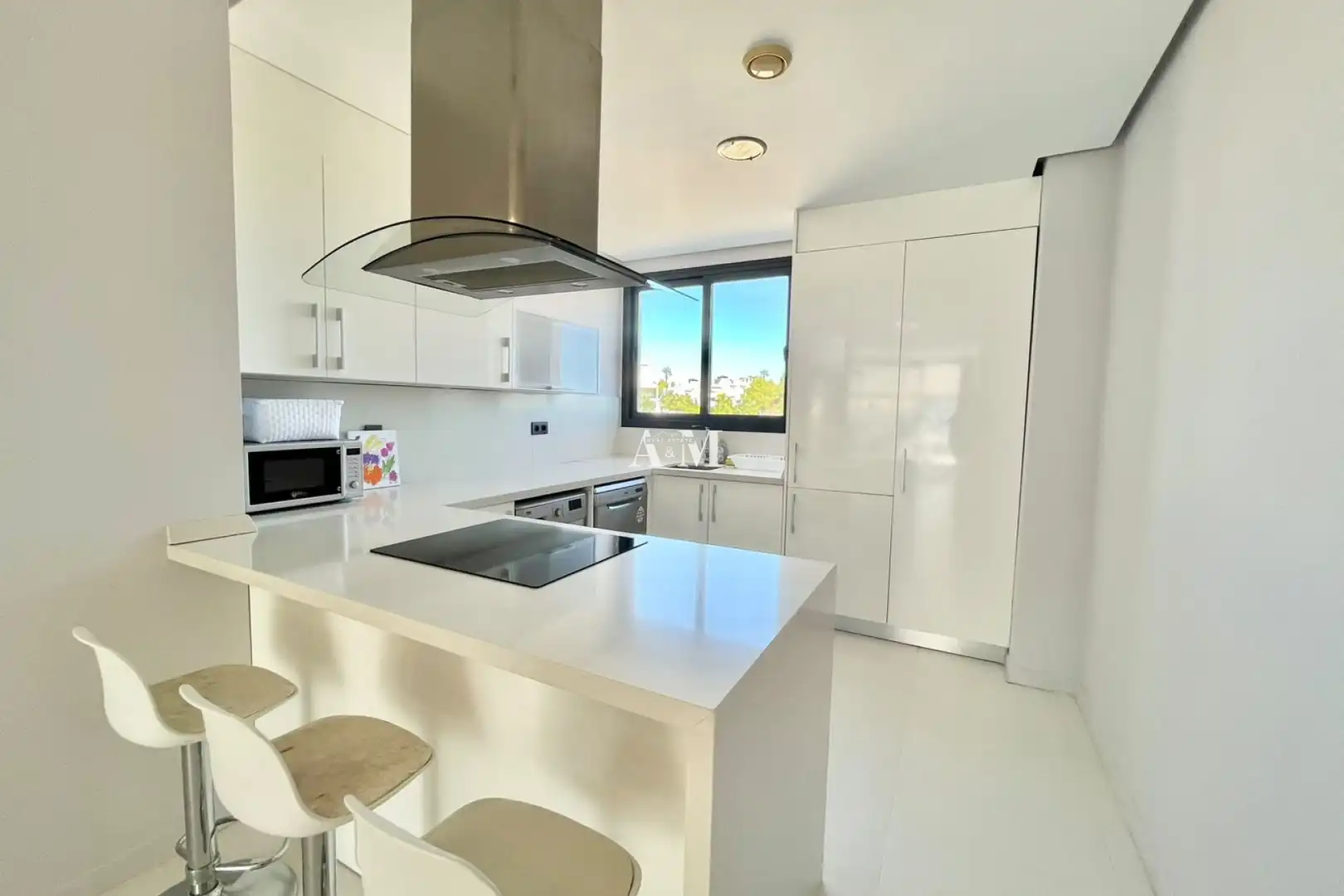Flat with terrace to rent in Orihuela Costa, imagen 9