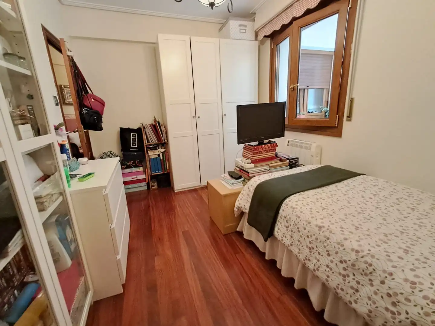 Schlafzimmer von Wohnung zum Verkauf in Barakaldo  mit Heizung, Möbliert und Ofen