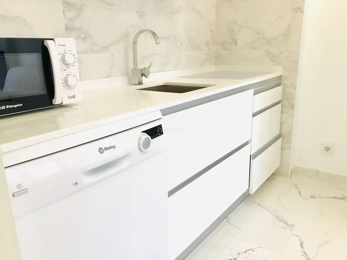 Studio with pool for sale in Carrer de Riu de la Plata 58, imagen 7
