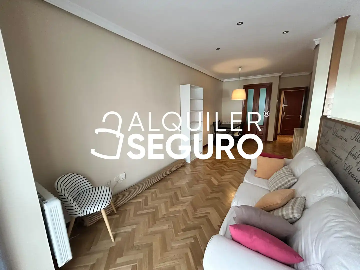 Sala de estar de Piso de alquiler en Madrid con Aire acondicionado, Calefacción y Amueblado
