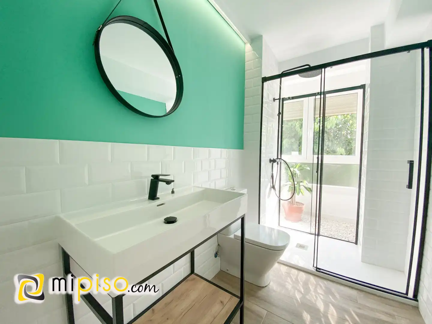 Badezimmer von Wohnung zum Verkauf in Laredo mit Terrasse und Möbliert