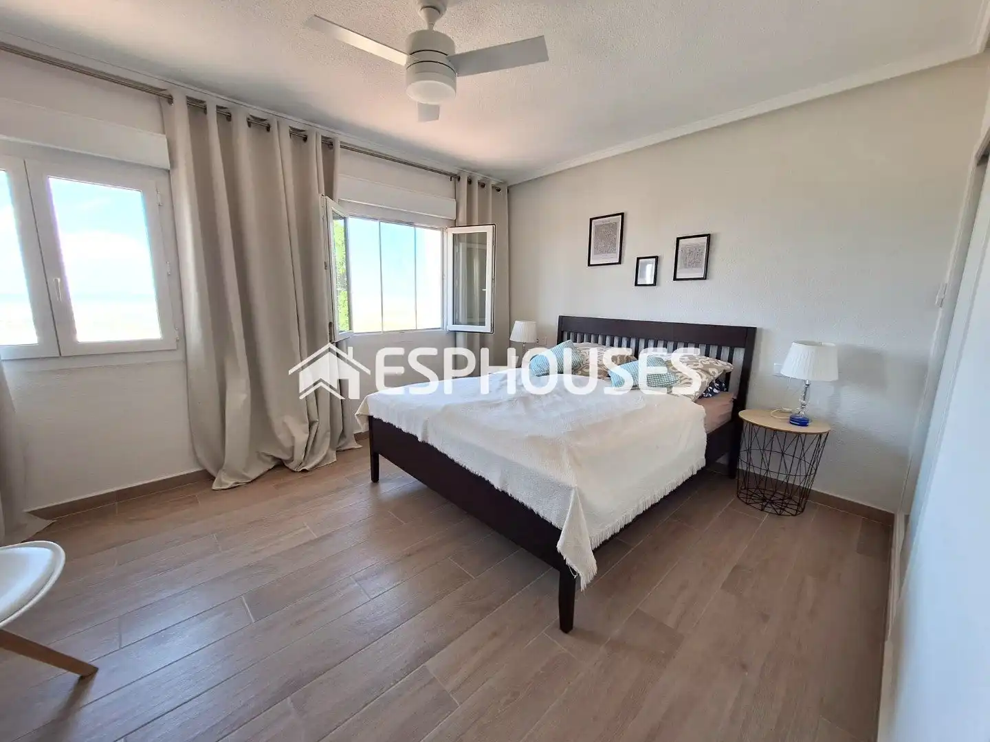 Dormitori de Apartament en venda en Rojales amb Aire condicionat, Terrassa i Moblat