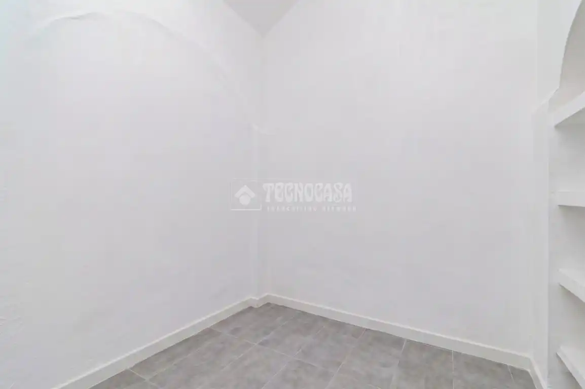 Casa adosada en venta en Loja con Aire acondicionado, Calefacción y Jardín privado
