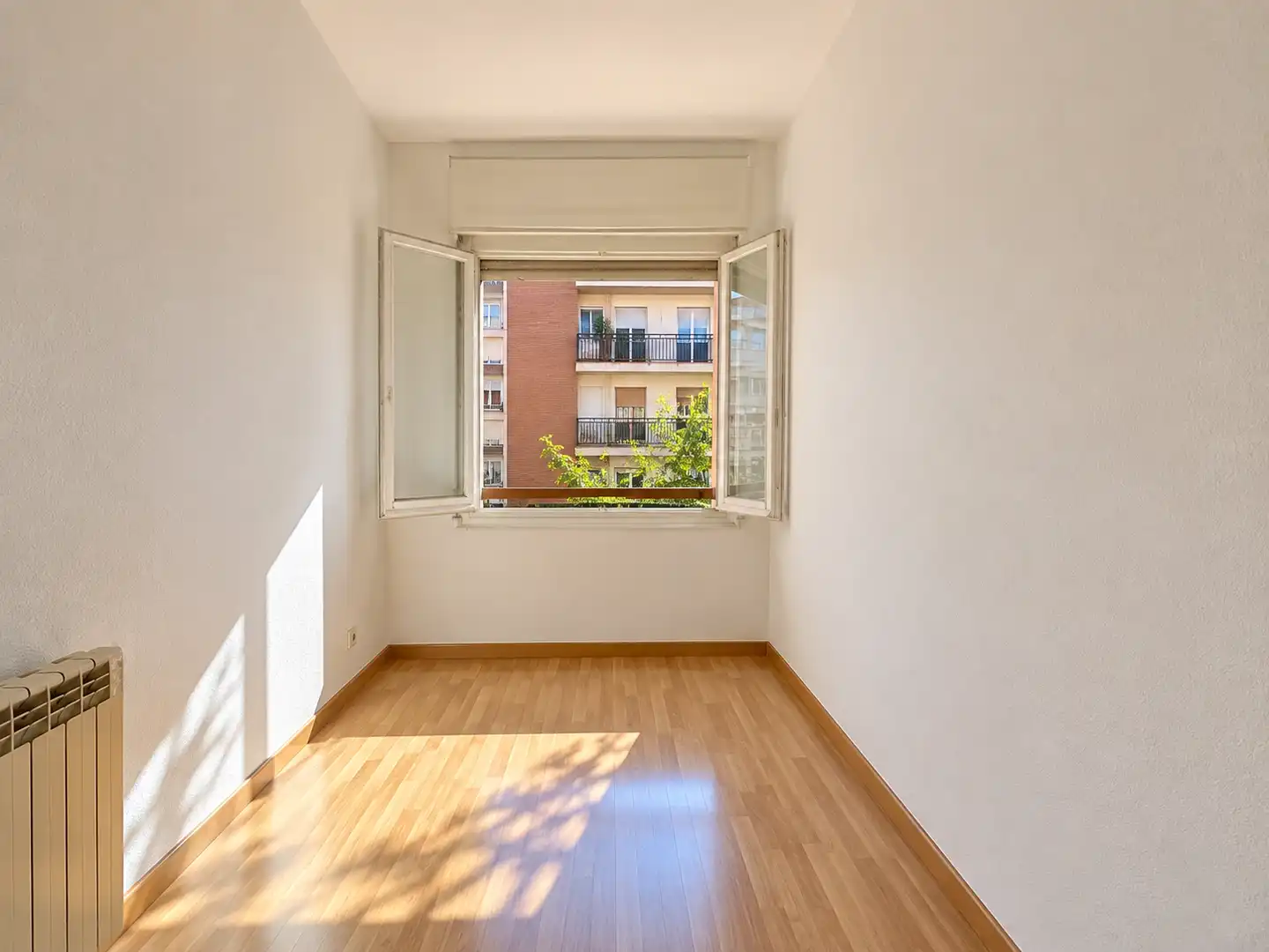 Habitación de Piso en venta en Barcelona con Aire acondicionado, Calefacción y Terraza