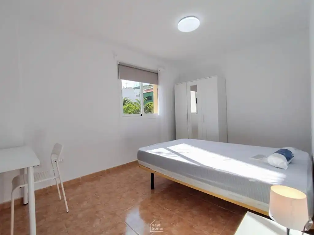 Habitación de Piso para compartir en San Cristóbal de la Laguna con Parquet, Amueblado y Horno