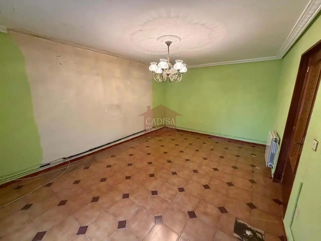 Sala d'estar de Casa o xalet en venda en Carbajosa de la Sagrada amb Calefacció, Jardí privat i Terrassa
