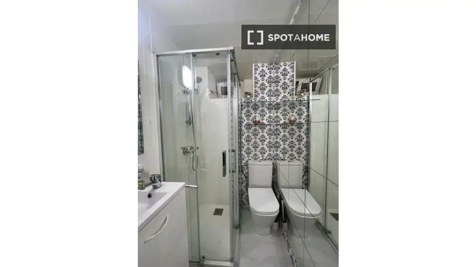 Room in La Barceloneta