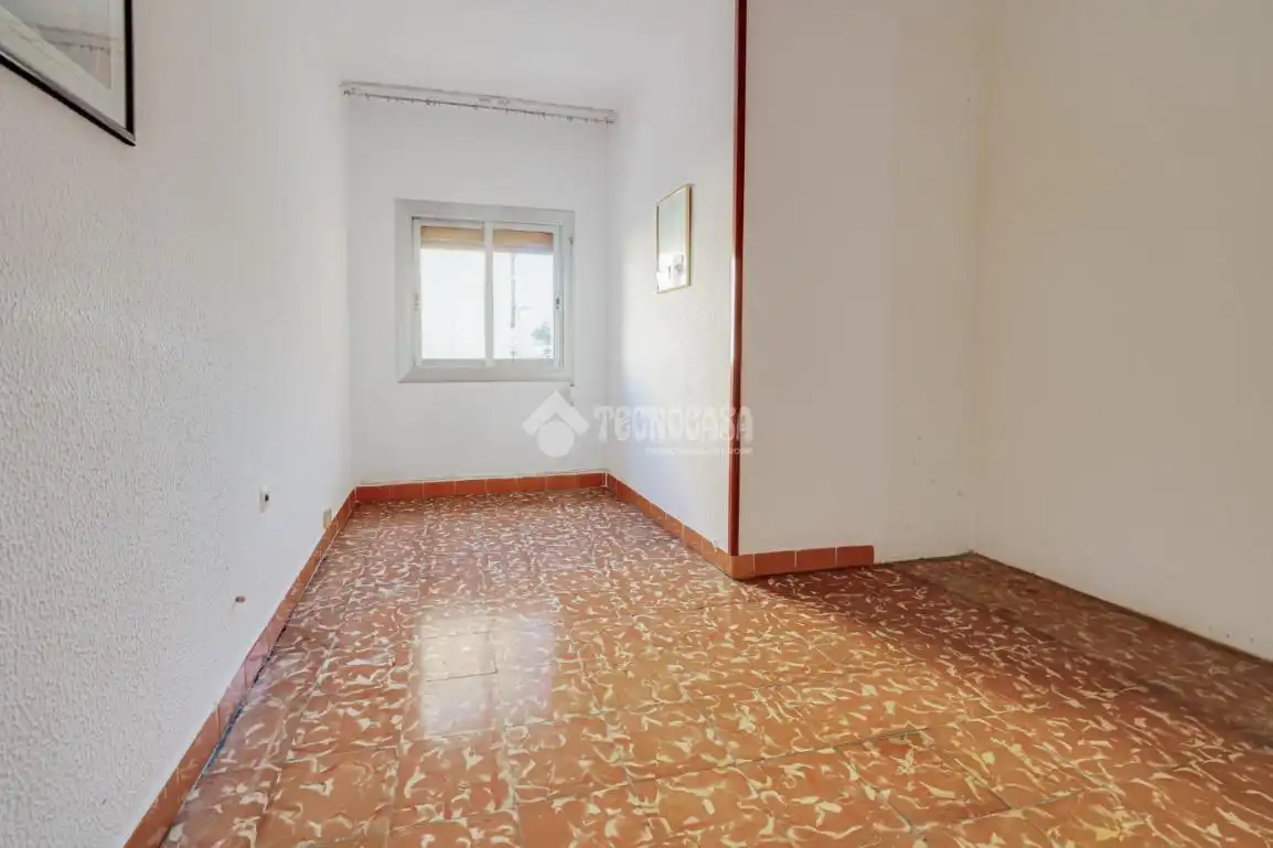 Bedroom of Flat for sale in Salut - Lloreda