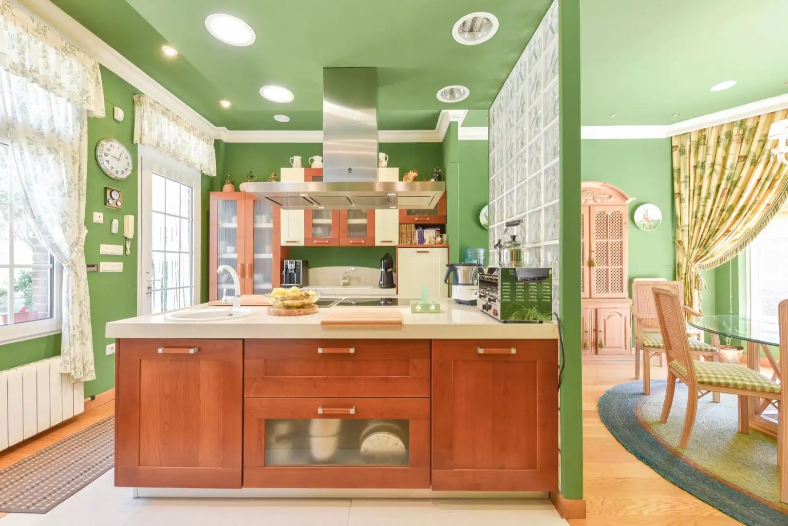 Cocina de Casa o chalet en venta en Tordesillas con Calefacción, Jardín privado y Parquet