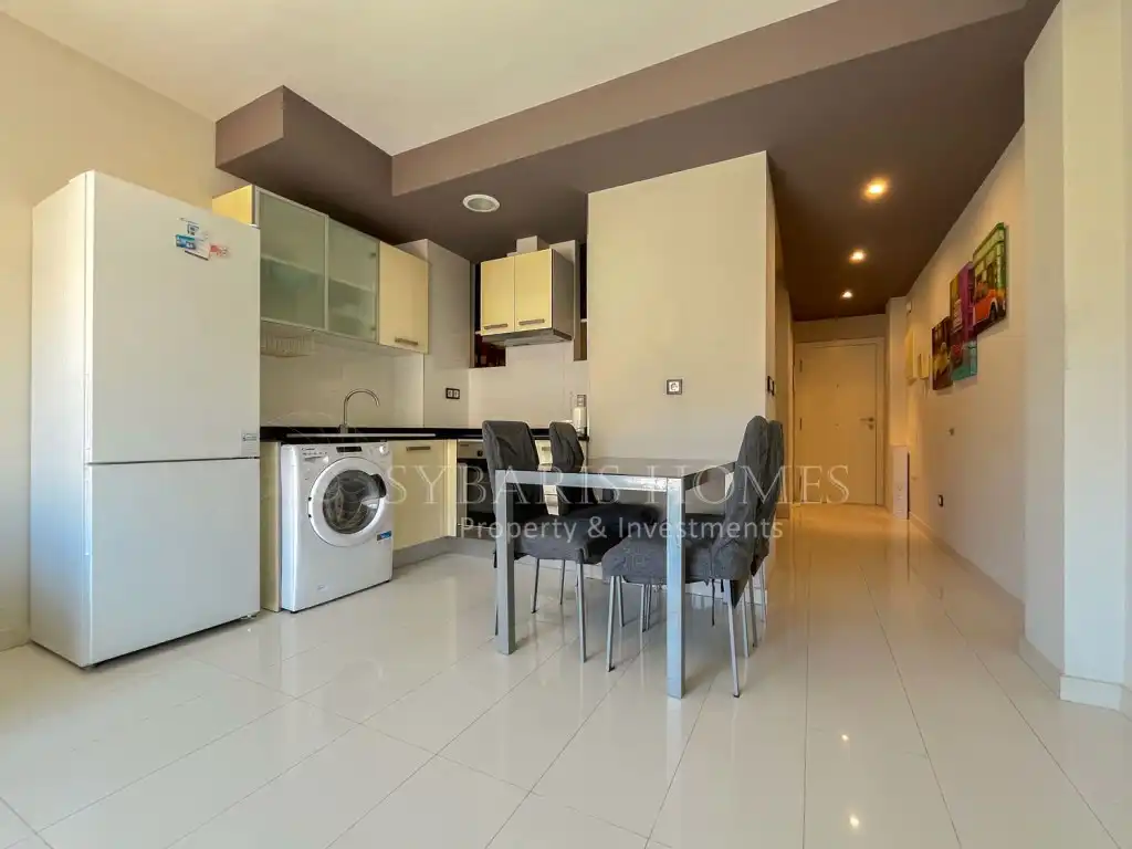 Cuina de Apartament en venda en Dénia amb Forn i Rentadora