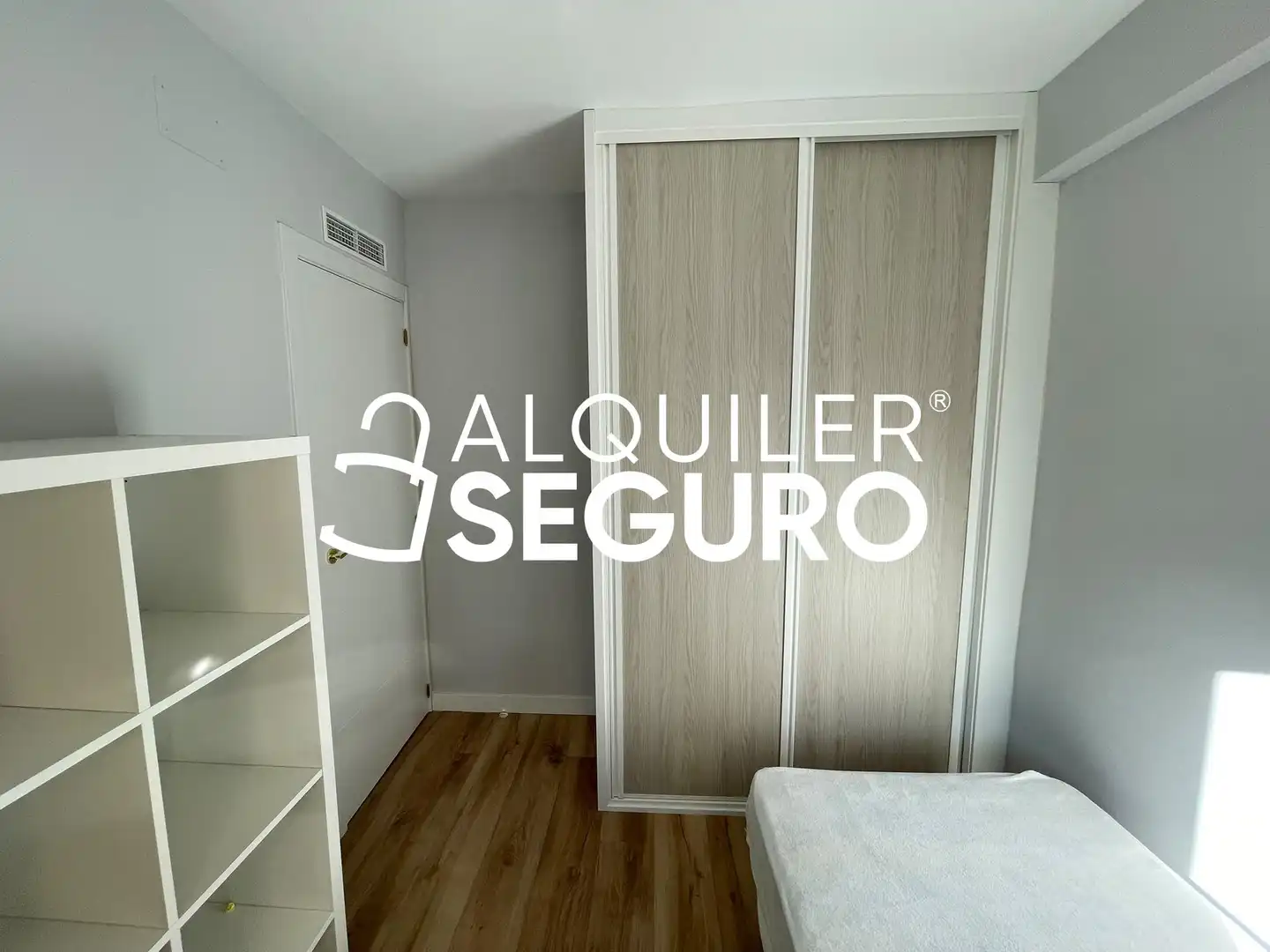 Piso de alquiler en de Blas Cabrera, Las Águilas