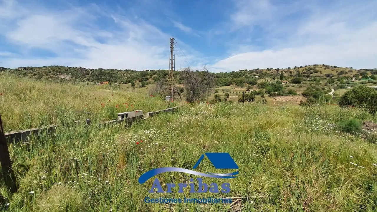 Finca rústica en venta en Almorox con Calefacción y Jardín privado