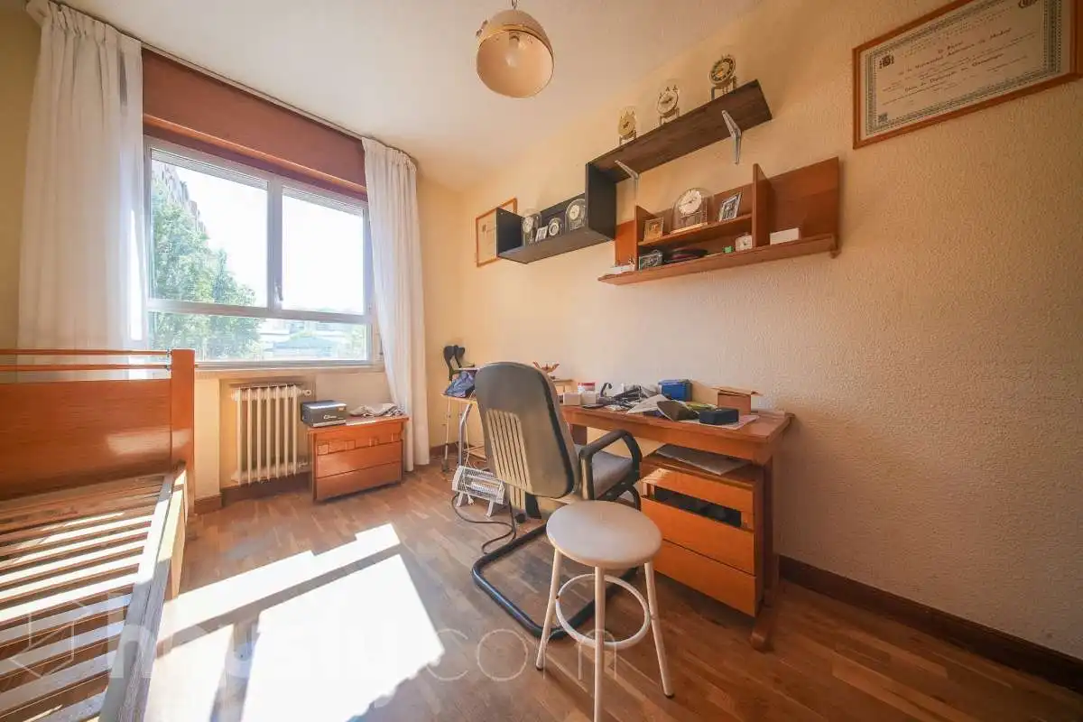 Habitación de Piso en venta en Madrid con Aire acondicionado, Calefacción y Jardín privado