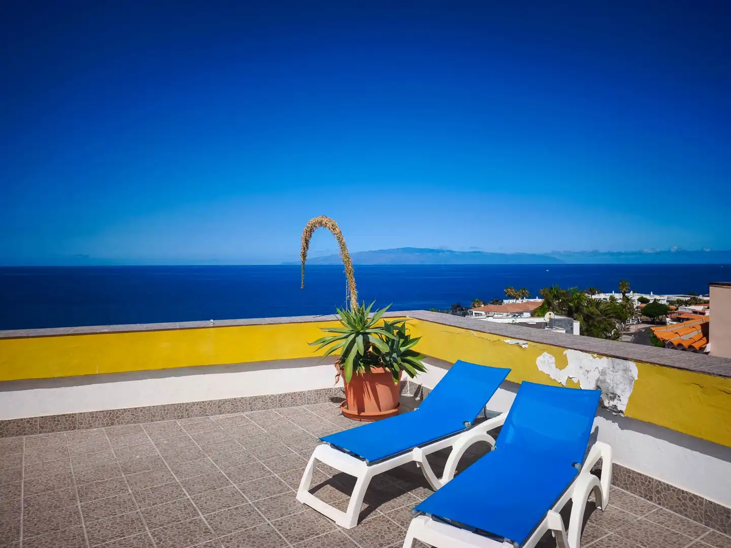 Terrasse von Wohnungen zum Verkauf in Santiago del Teide mit Terrasse, Möbliert und Gemeinschaftspool