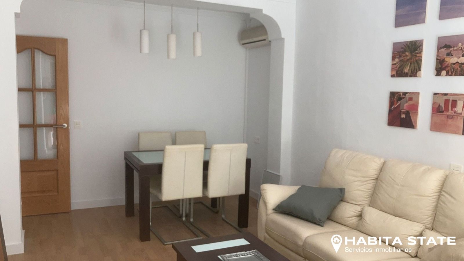 Exterior view of Flat for sale in  Almería Capital  with Furnished