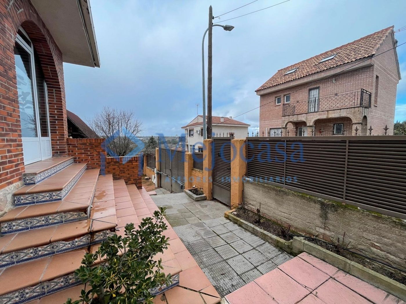 Exterior view of House or chalet for sale in Móstoles  with Heating, Private garden and Storage room