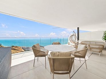 Piso con piscina en venta en Las Gaviotas  - Carvajal