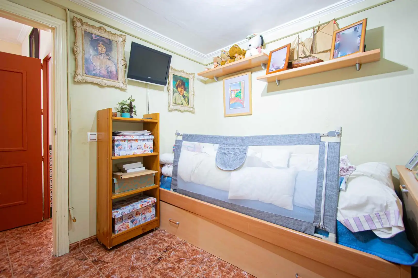 Bedroom of Buildings for sale in Sevilla
