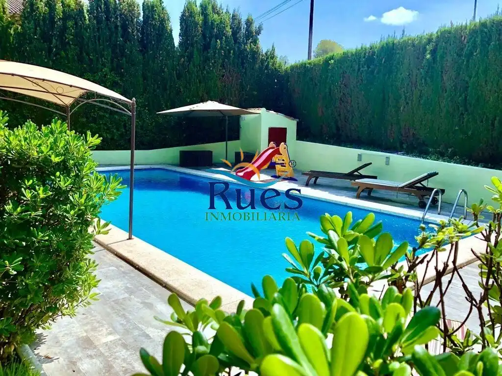 Villa con piscina in vendita a Avenida MORERAS LAS, imagen 2