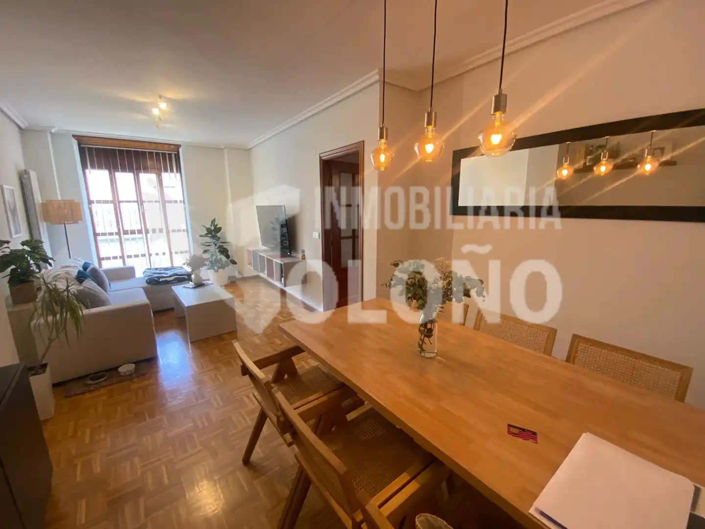 Sala de estar de Piso en venta en Labastida / Bastida con Calefacción y Amueblado