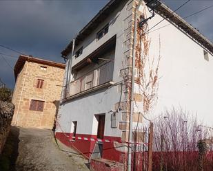 Vista exterior de Casa adosada en venda en Valle de Tobalina