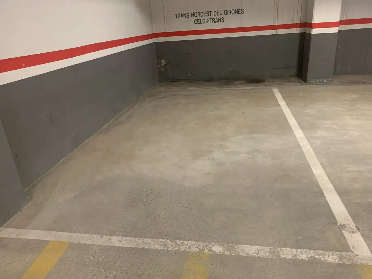 Aparcament de Local en venda en Celrà amb Aire condicionat