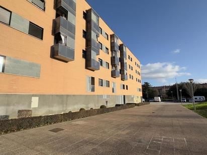 Exterior view of Flat for sale in  Pamplona / Iruña  with Heating, Terrace and Storage room