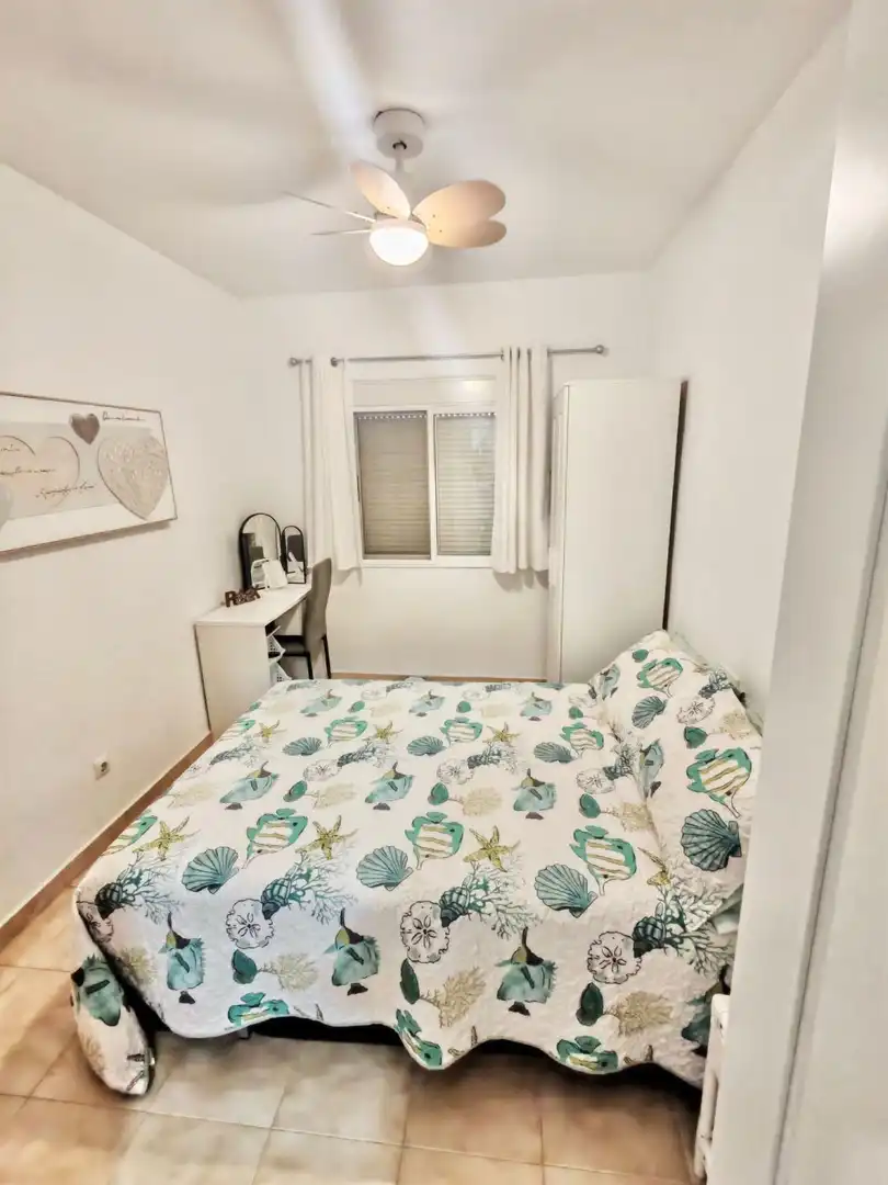Bedroom of Apartments for rent in Torrevieja  with Air Conditioner, Furnished and Balcony