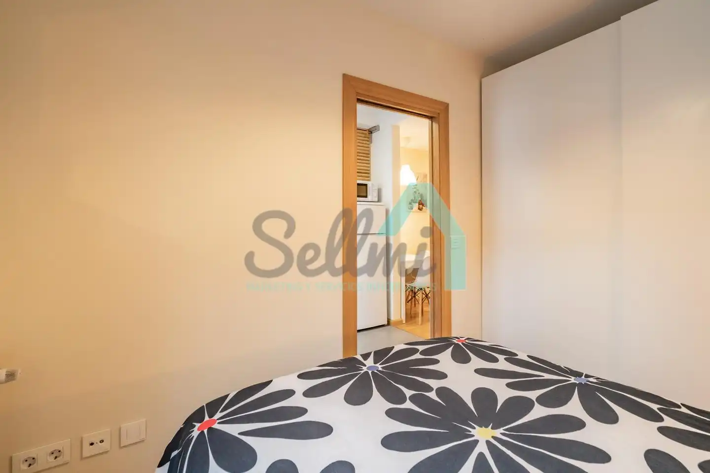 Habitación de Piso en venta en Oviedo  con Calefacción y Terraza