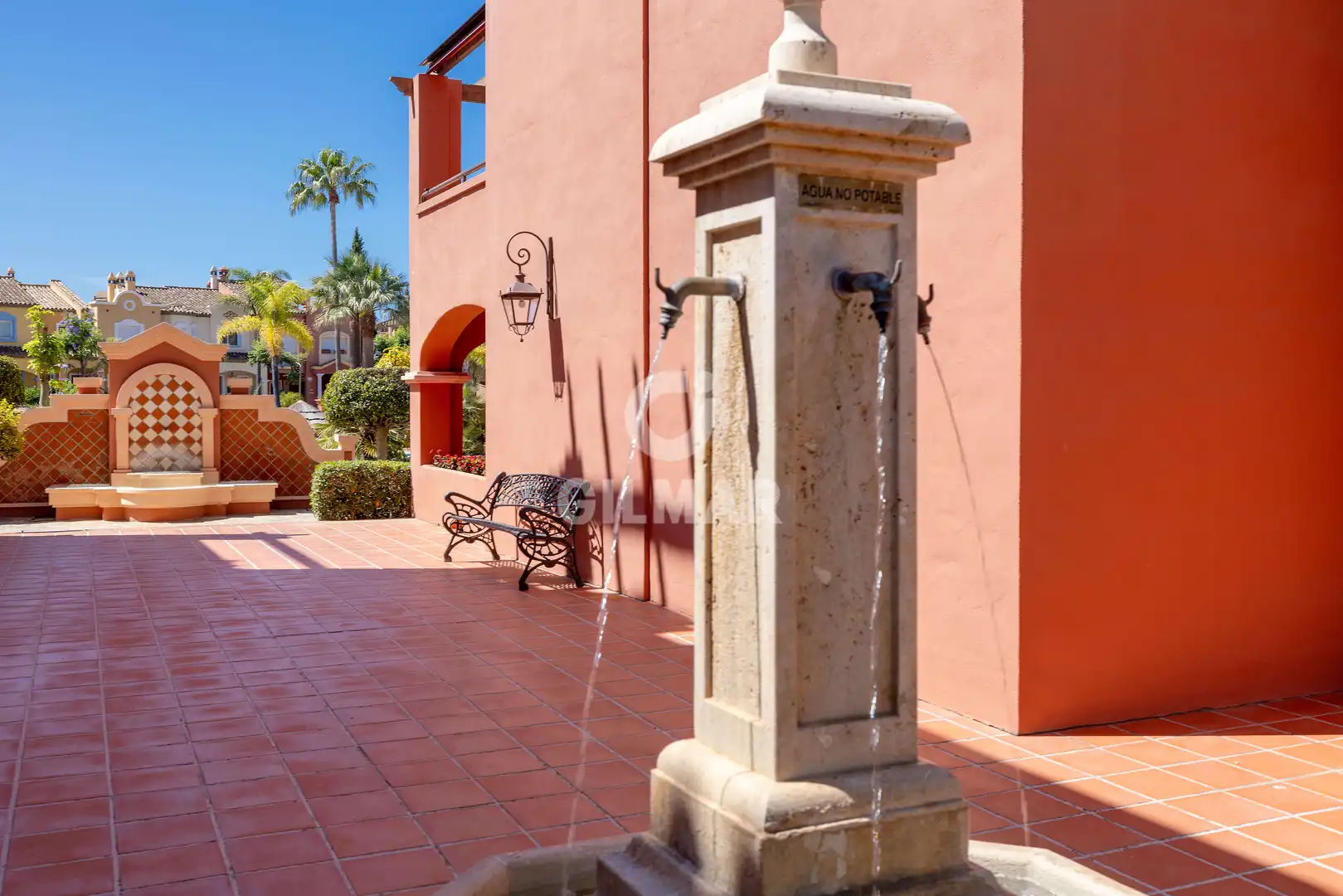 Vista exterior de Apartament en venda en Marbella amb Calefacció, Traster i Piscina