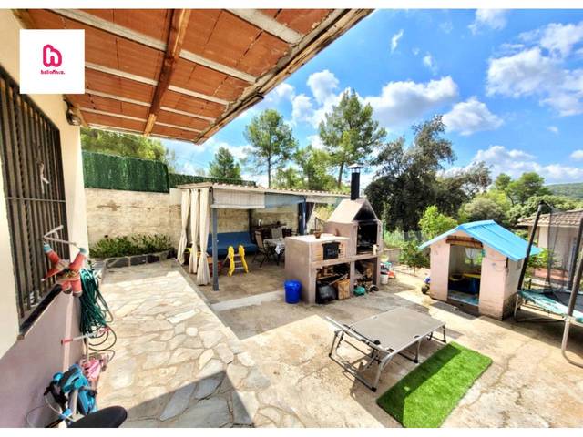 Casa-chalet en Venta en Calle Cirerer en Bigues i Riells del Fai