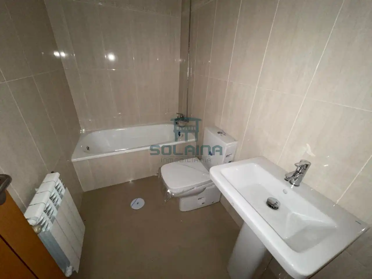 Flat with lift for sale in San Cibrao das Viñas, imagen 17
