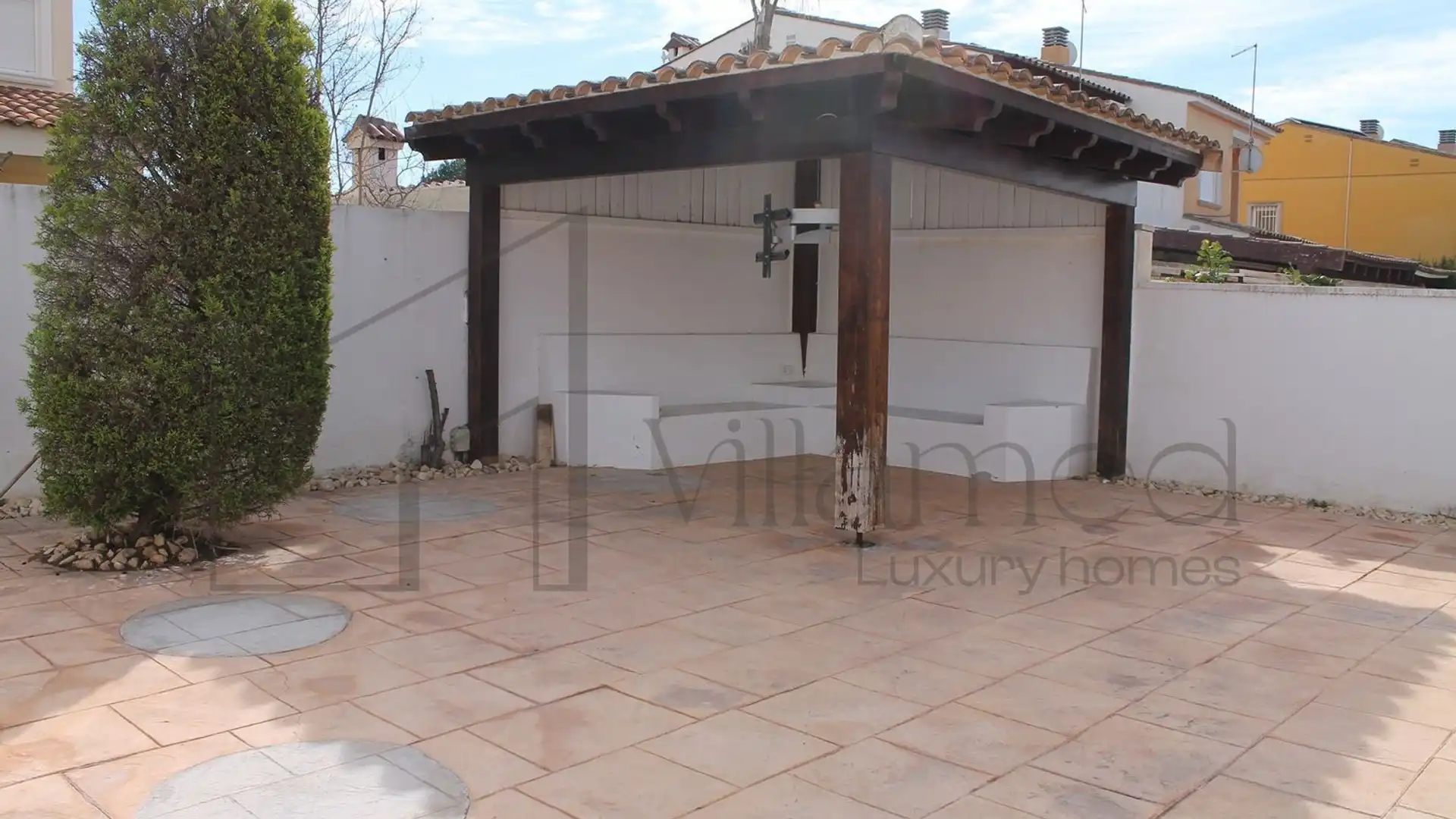 Terrace of Houses for sale in La Pobla de Vallbona  with Air Conditioner, Private garden and Terrace