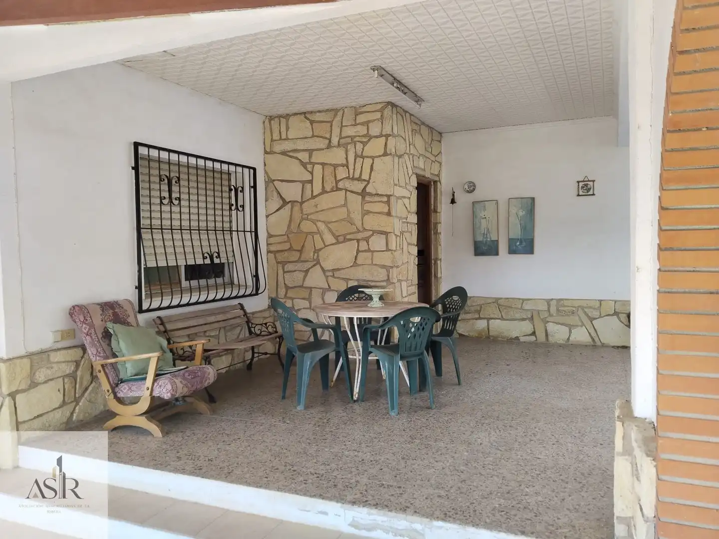 Haus oder Chalet zum Verkauf in Alzira mit Terrasse, Abstellraum und Schwimmbad