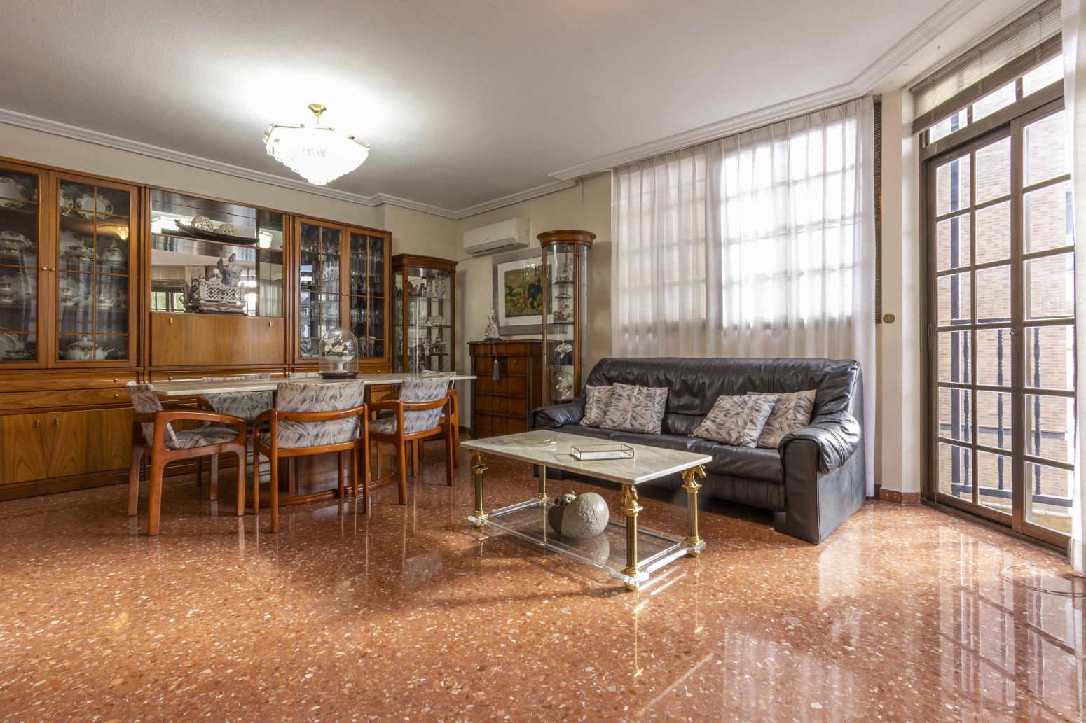 Living room of Flat for sale in Bonrepòs i Mirambell  with Air Conditioner and Balcony