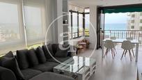 Sala d'estar de Pis de lloguer en Benicasim / Benicàssim amb Calefacció, Jardí privat i Terrassa