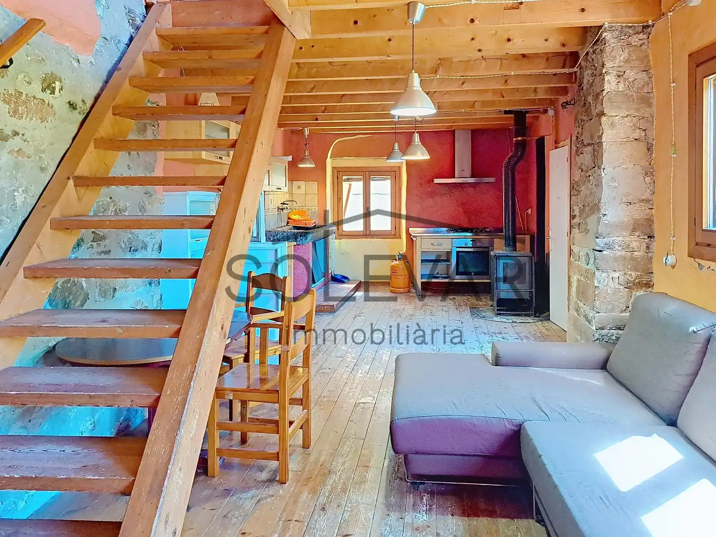 Sala de estar de Casa o chalet en venta en Llimiana con Calefacción, Trastero y Amueblado