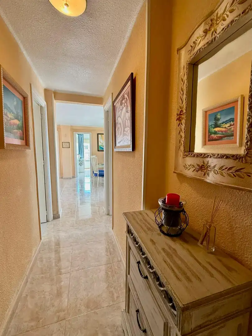 Apartament en venda en Benidorm amb Terrassa i Piscina comunitària