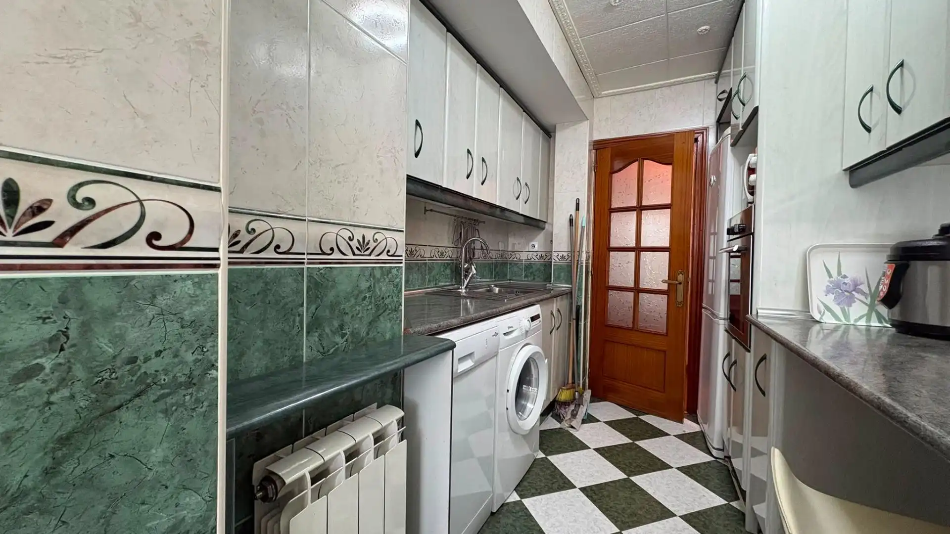 Cocina de Piso en venta en Guadalajara con Calefacción
