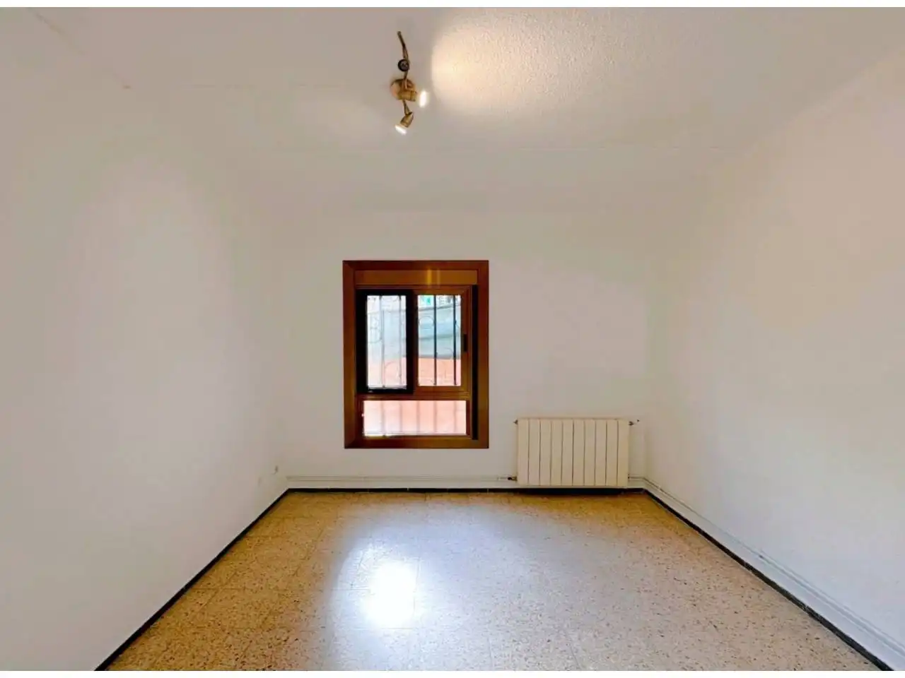 Bedroom of Flat for sale in Cerdanyola del Vallès  with Heating, Private garden and Terrace