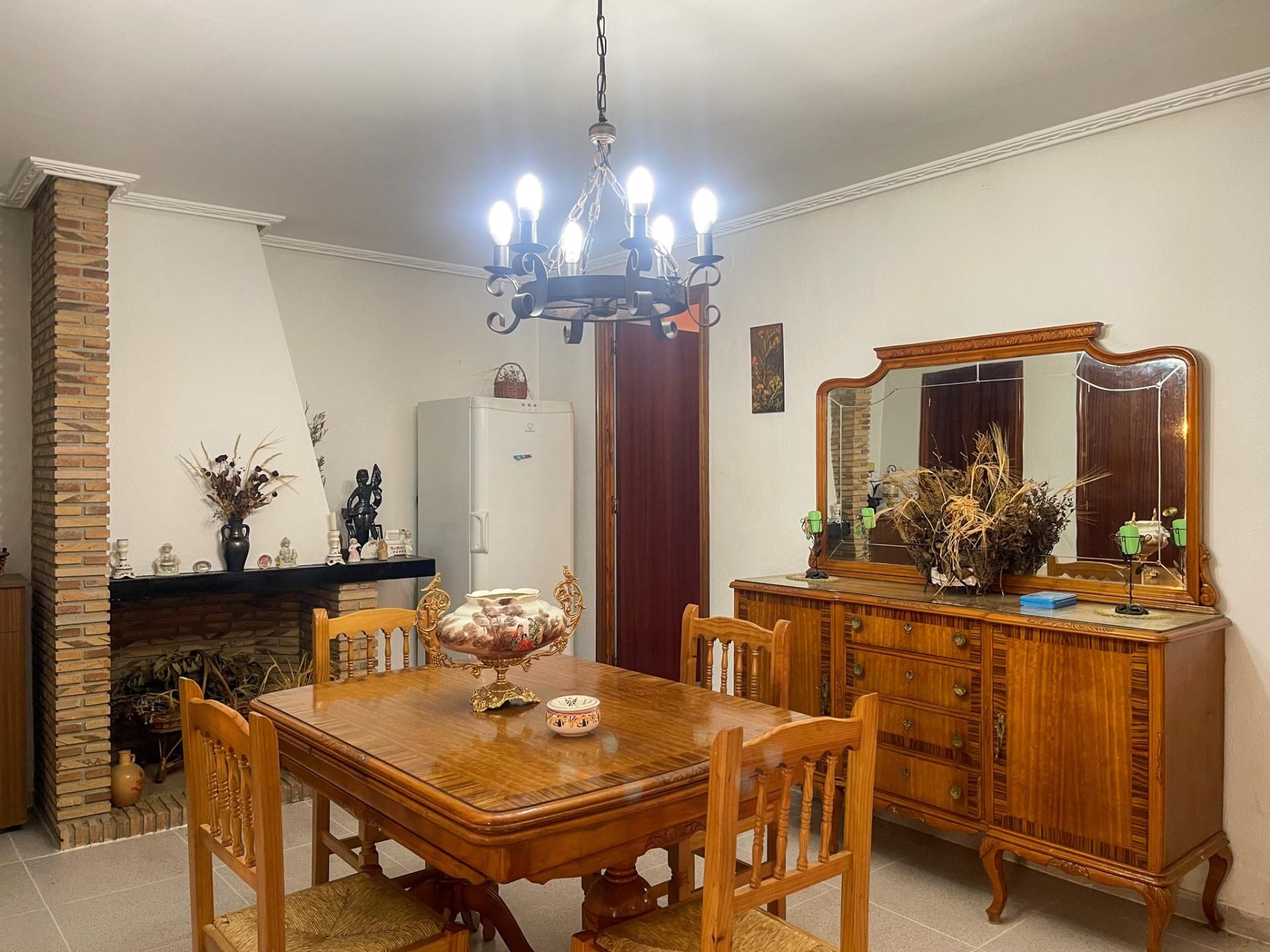 Dining room of Country house for sale in Requena  with Air Conditioner, Heating and Terrace