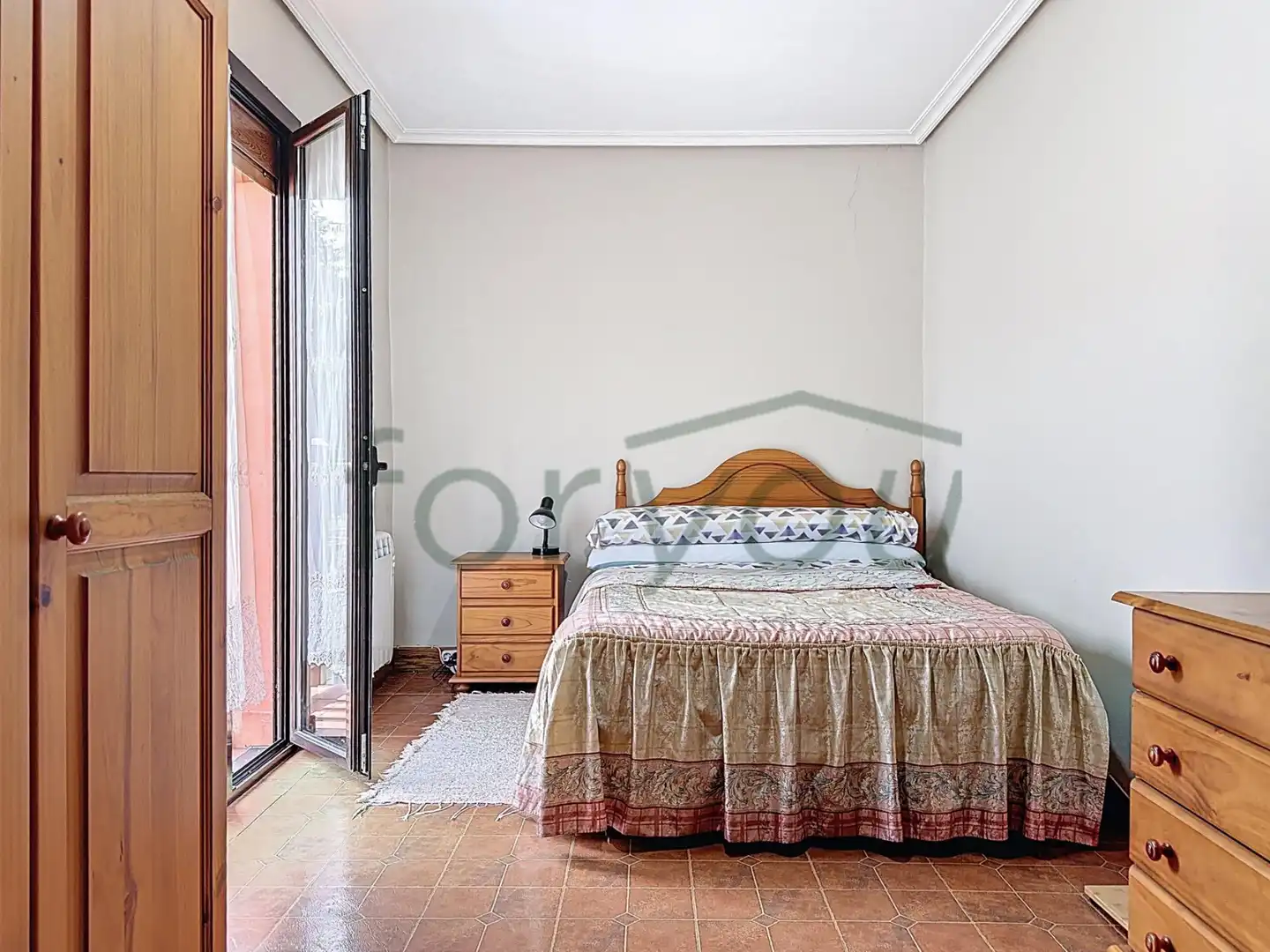 Dormitori de Casa adosada en venda en Donostia - San Sebastián  amb Calefacció, Terrassa i Balcó