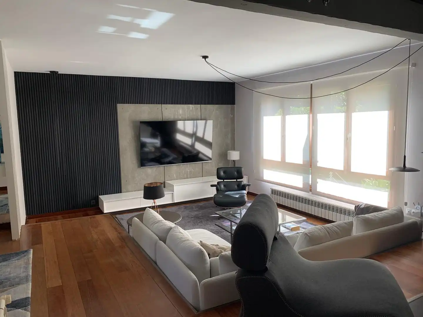 Sala de estar de Casa o chalet en venta en Boadilla del Monte con Aire acondicionado, Calefacción y Jardín privado